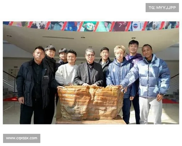 足球球员试训经历全解析:从初选到签约的成长之路 足球球员试训经历全解析:从初选到签约的成长之路